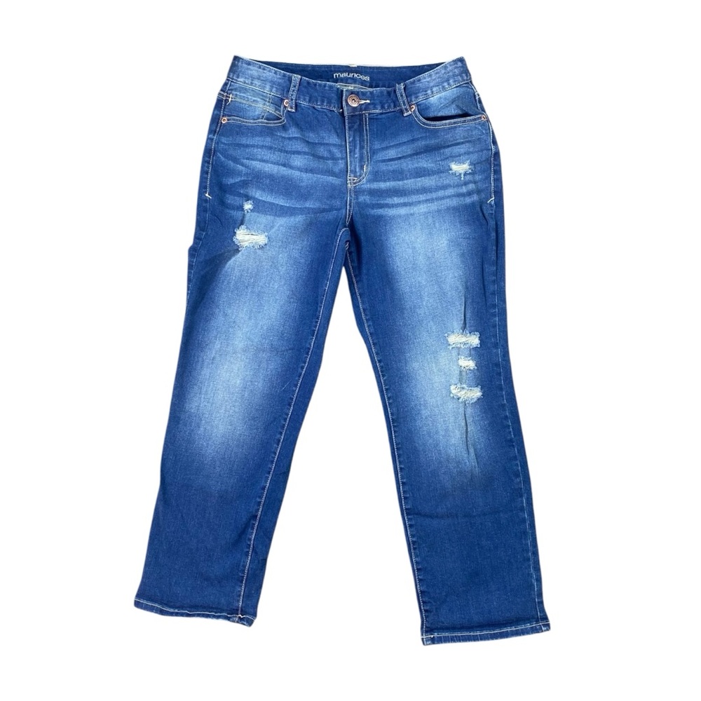 Woman’s Maurices distressed jean capris size 7/8